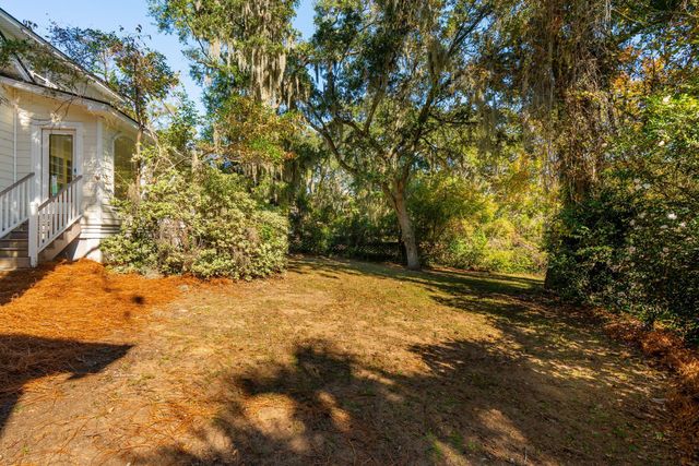 660 Ayers Drive, Charleston, SC 29412