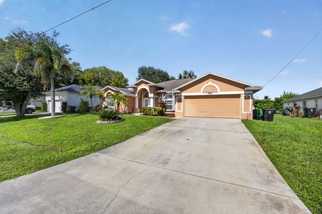 2914 SW Boxwood Circle, Port St. Lucie, Port St Lucie, FL 34953