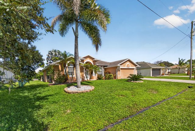 2914 SW Boxwood Circle, Port St. Lucie, Port St Lucie, FL 34953