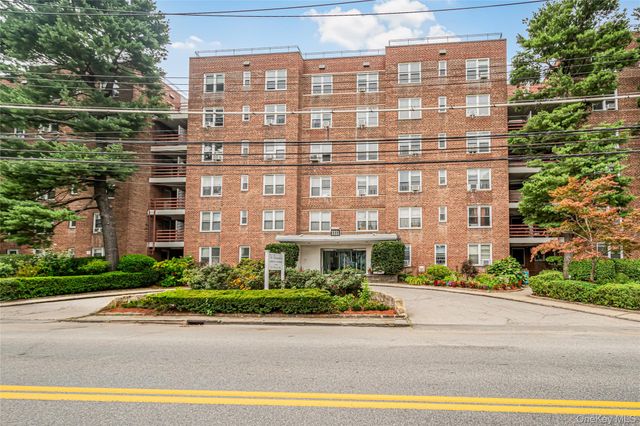 1111 Midland Avenue 4D, Bronxville, NY 10708