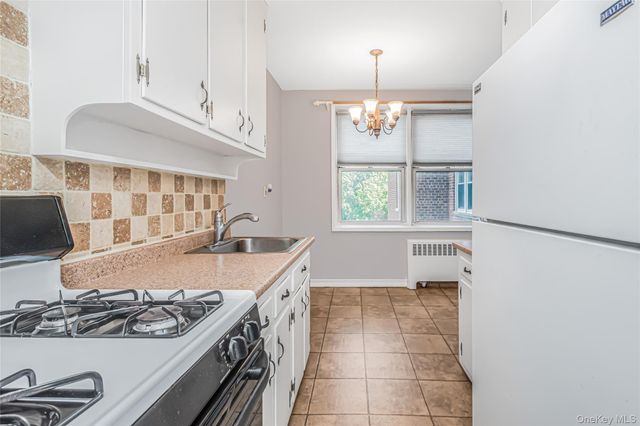 1111 Midland Avenue 4D, Bronxville, NY 10708
