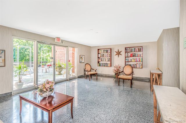 1111 Midland Avenue 4D, Bronxville, NY 10708