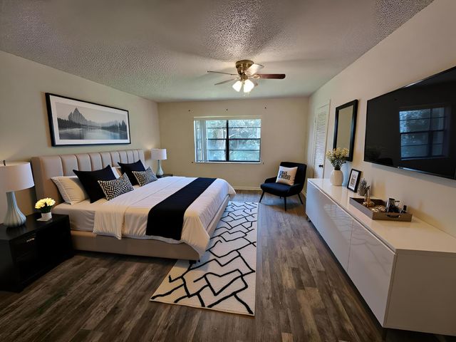 21864 Arriba Real, Boca Raton, FL 33433