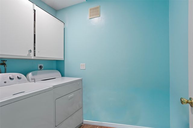 2122 Avenue K, Galveston, TX 77550