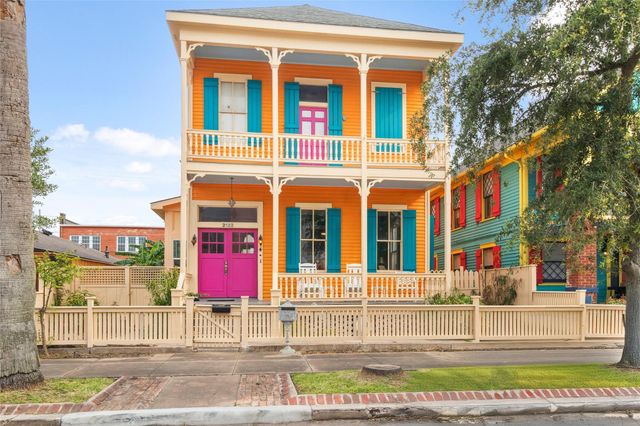 2122 Avenue K, Galveston, TX 77550