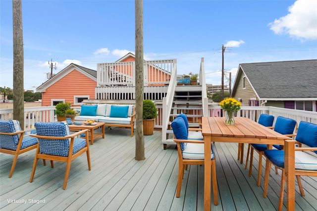2122 Avenue K, Galveston, TX 77550