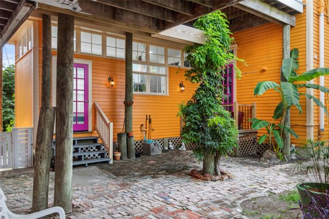2122 Avenue K, Galveston, TX 77550
