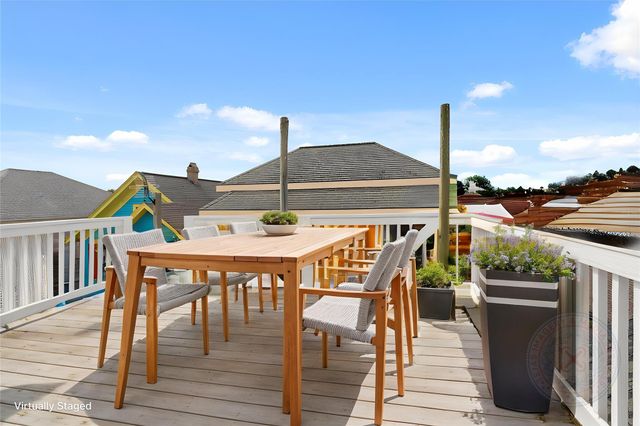 2122 Avenue K, Galveston, TX 77550