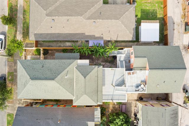 2122 Avenue K, Galveston, TX 77550