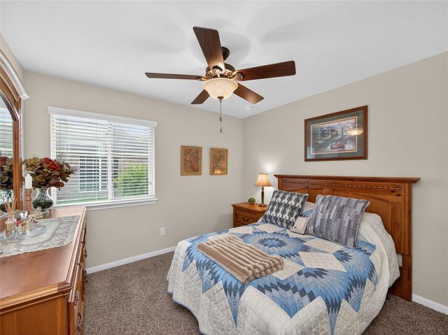 614 Lantana Ave, Lockhart, TX 78644