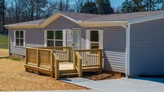 176 Meadow Lawn Drive, Englewood, TN 37329