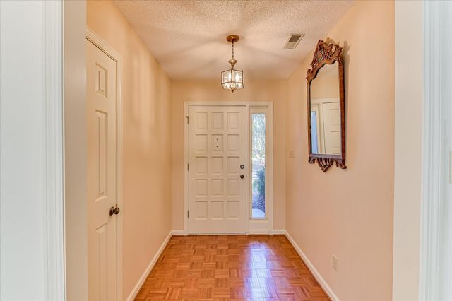 3 Turnberry Court N, Aiken, SC 29803