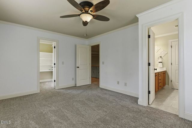 4132 Field Oak Drive, Wake Forest, NC 27587