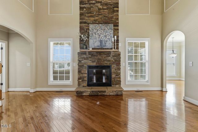 4132 Field Oak Drive, Wake Forest, NC 27587