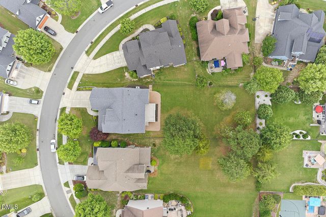 4132 Field Oak Drive, Wake Forest, NC 27587