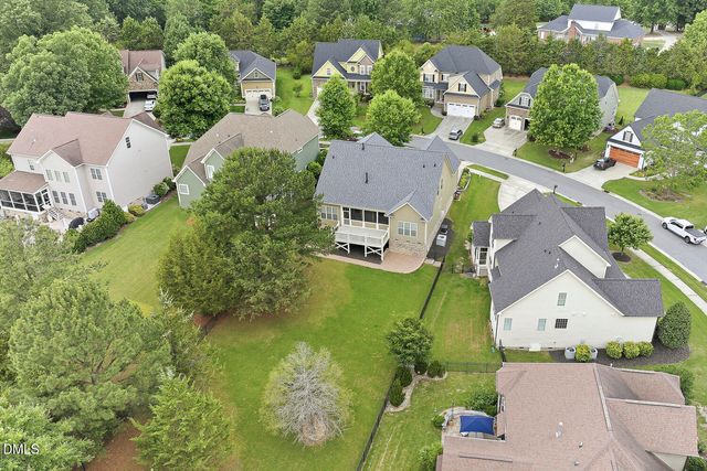 4132 Field Oak Drive, Wake Forest, NC 27587