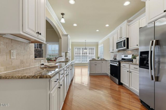4132 Field Oak Drive, Wake Forest, NC 27587