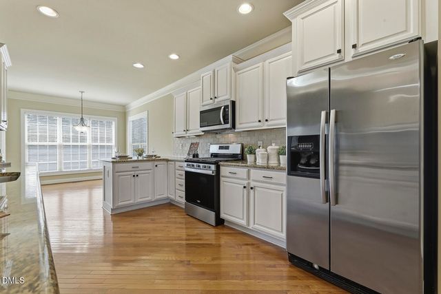 4132 Field Oak Drive, Wake Forest, NC 27587