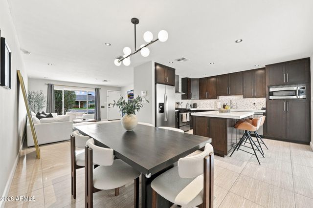 7323 E ALMERIA Road, Scottsdale, AZ 85257