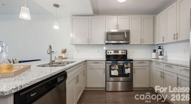 640 N Church Street B3-S, Charlotte, NC 28202
