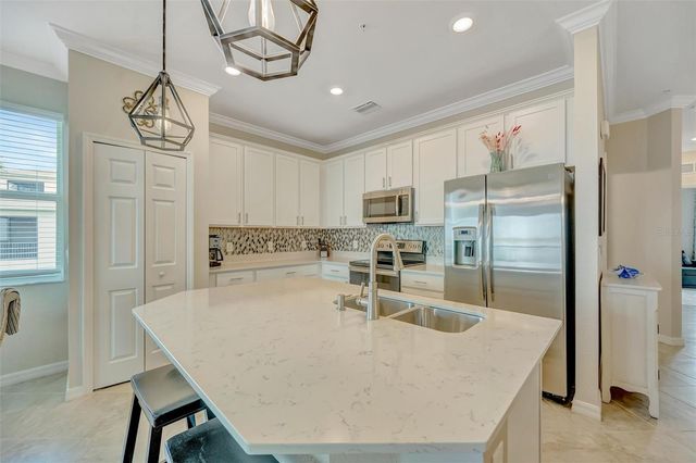 920 TIDEWATER SHORES LOOP 308, Bradenton, FL 34208