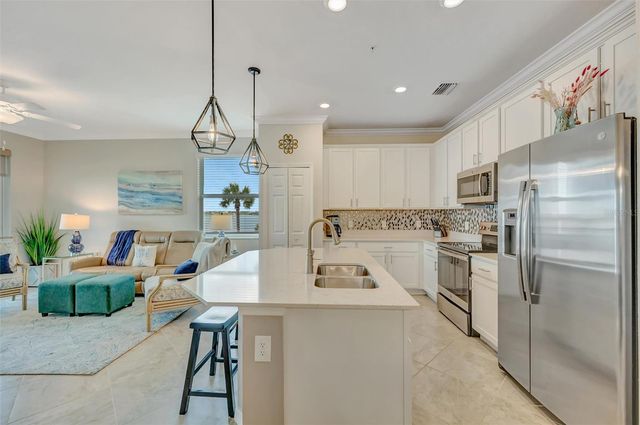 920 TIDEWATER SHORES LOOP 308, Bradenton, FL 34208