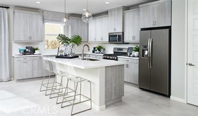 6316 Bassets Street, Hesperia, CA 92345