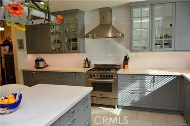 4439 Van Noord Avenue, Studio City, CA 91604