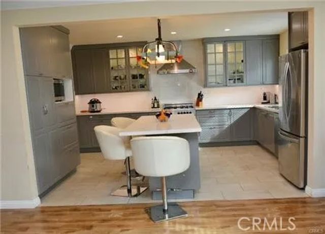 4439 Van Noord Avenue, Studio City, CA 91604