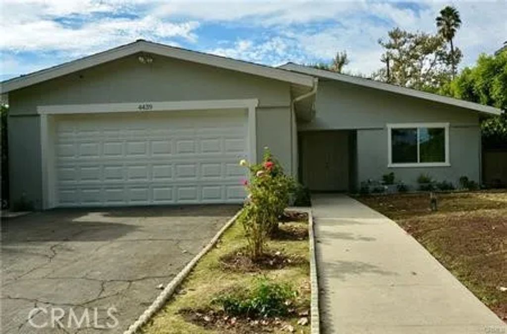 4439 Van Noord Avenue, Studio City, CA 91604