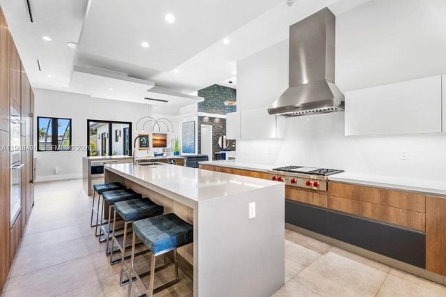 12885 N Bayshore Dr, North Miami, FL 33181