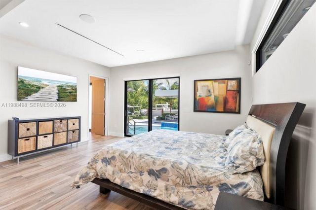 12885 N Bayshore Dr, North Miami, FL 33181