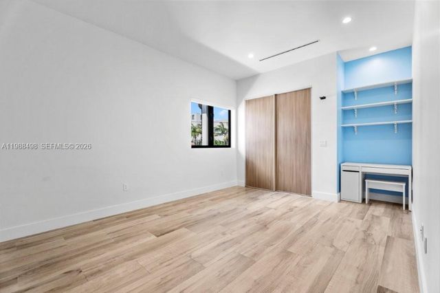 12885 N Bayshore Dr, North Miami, FL 33181