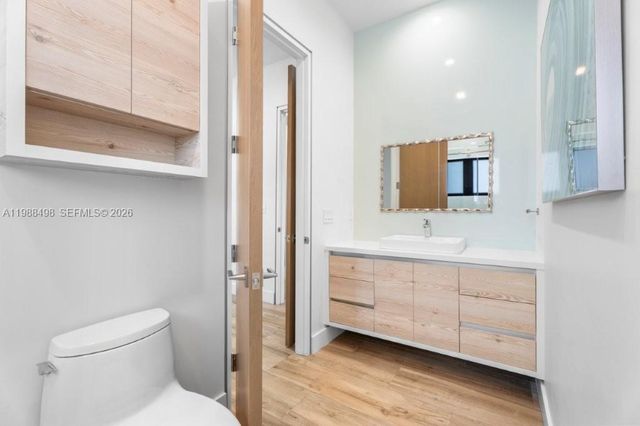 12885 N Bayshore Dr, North Miami, FL 33181