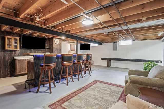 3436 Wedgewood Drive, Rochester Hills, MI 48306