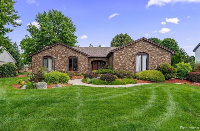 3436 Wedgewood Drive, Rochester Hills, MI 48306