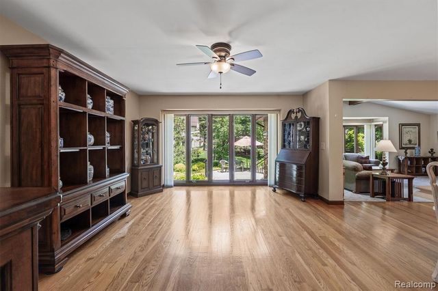 3436 Wedgewood Drive, Rochester Hills, MI 48306