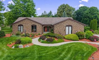 3436 Wedgewood Drive, Rochester Hills, MI 48306