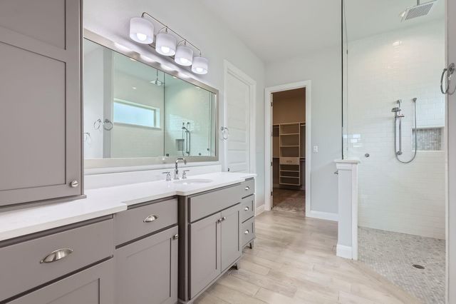 321 Cimarron Hills TRL E, Georgetown, TX 78628