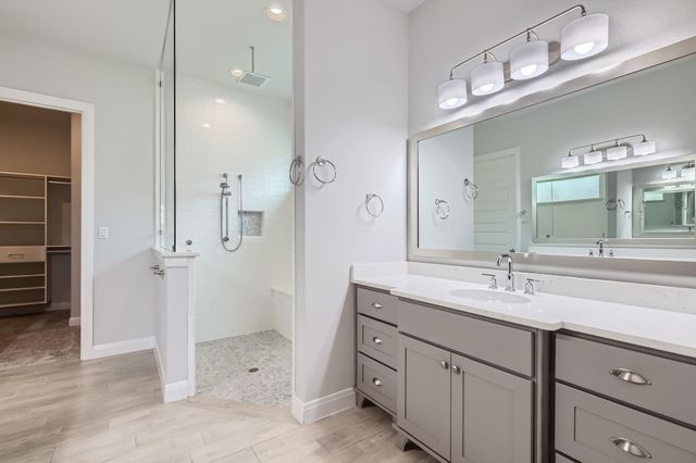 321 Cimarron Hills TRL E, Georgetown, TX 78628