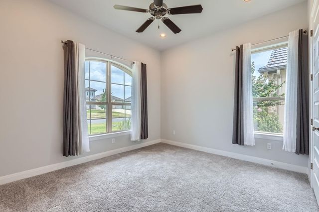 321 Cimarron Hills TRL E, Georgetown, TX 78628