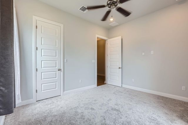 321 Cimarron Hills TRL E, Georgetown, TX 78628