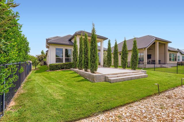 321 Cimarron Hills TRL E, Georgetown, TX 78628