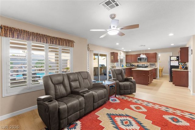 1524 Bright View Drive, Las Vegas, NV 89119