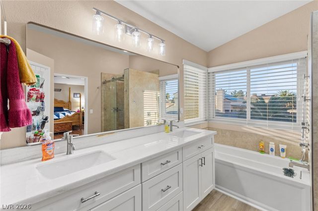 1524 Bright View Drive, Las Vegas, NV 89119