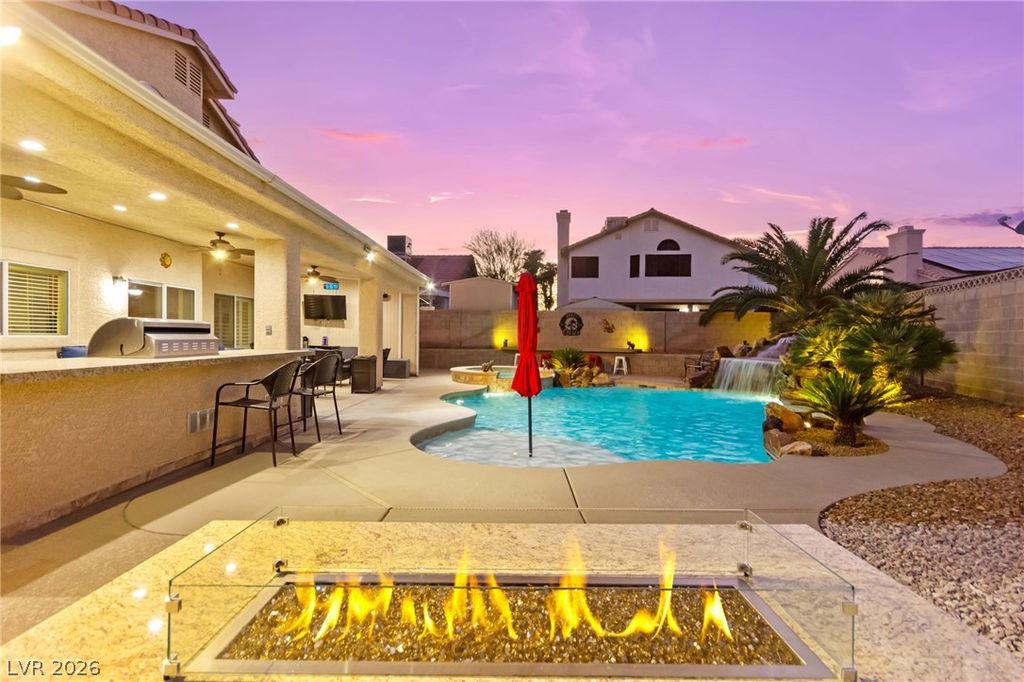 1524 Bright View Drive, Las Vegas, NV 89119 — photo 2