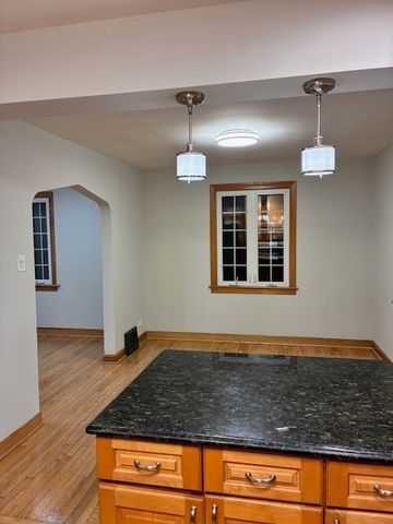 5216 S Major Avenue, Chicago, IL 60638