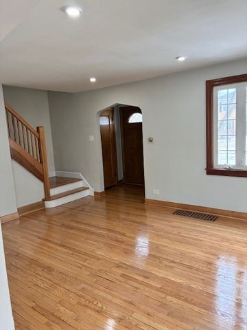 5216 S Major Avenue, Chicago, IL 60638