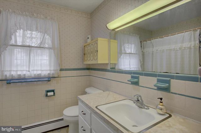 16820 PETMAR CIR, Hagerstown, MD 21742