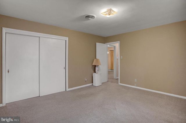 16820 PETMAR CIR, Hagerstown, MD 21742